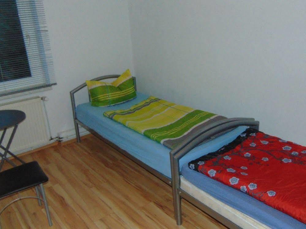 Hostel באלנשטאדט מראה חיצוני תמונה
